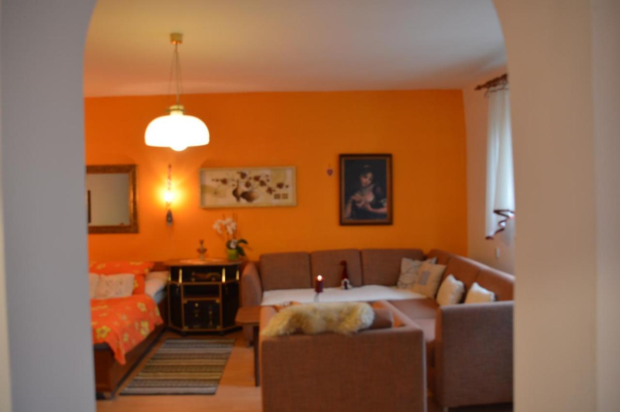 Apartmany Petronela Маков Экстерьер фото